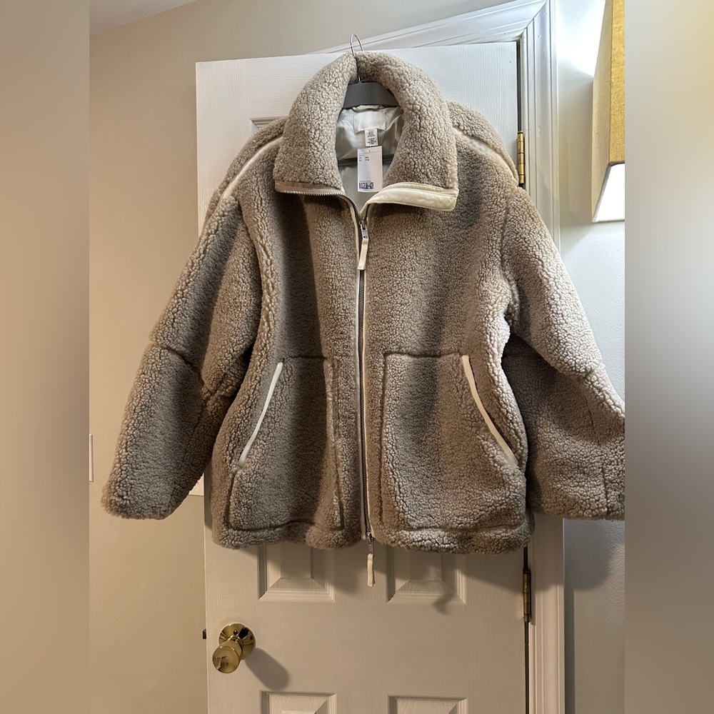 H&M Teddy Faux Fur Zip-up